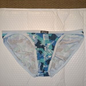 Jinshi Blue Geometric Printed Modal Bikini Briefs Labelled Size 2XL, but fits L